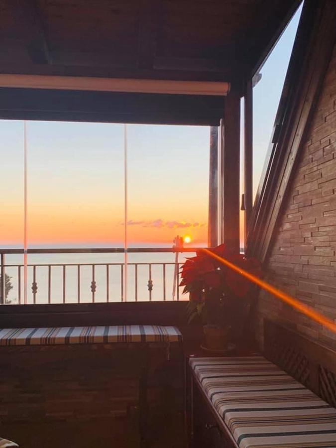 Апартаменты Casa Vacanze Cuzari Летоянни Экстерьер фото