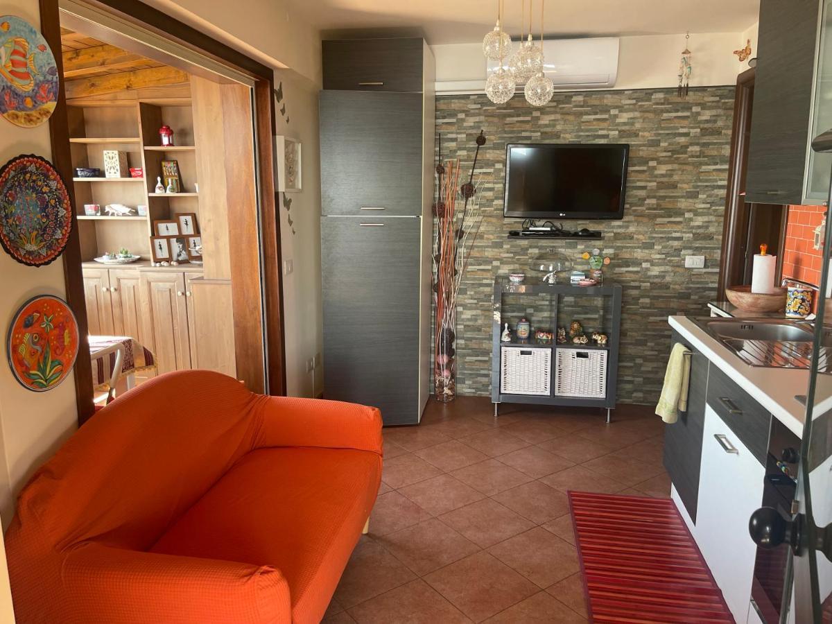 Апартаменты Casa Vacanze Cuzari Летоянни Экстерьер фото
